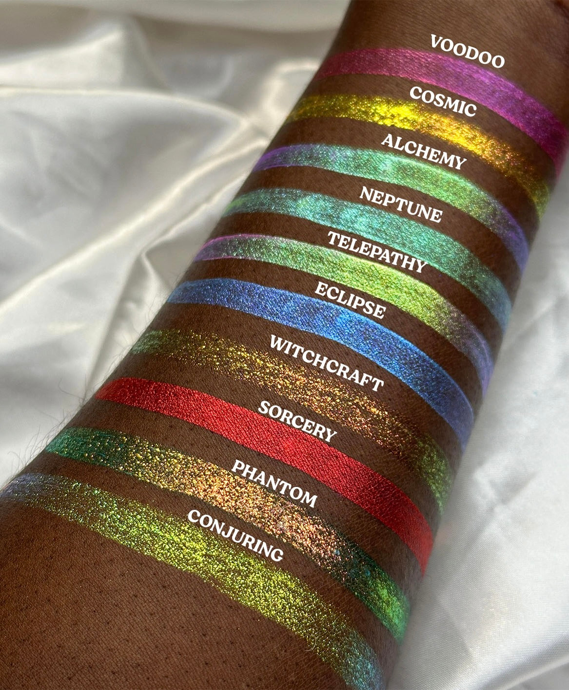 Phantom Chroma Magic (Blue/Pink) - Liquid Eyeshadow - Glisten Cosmetics