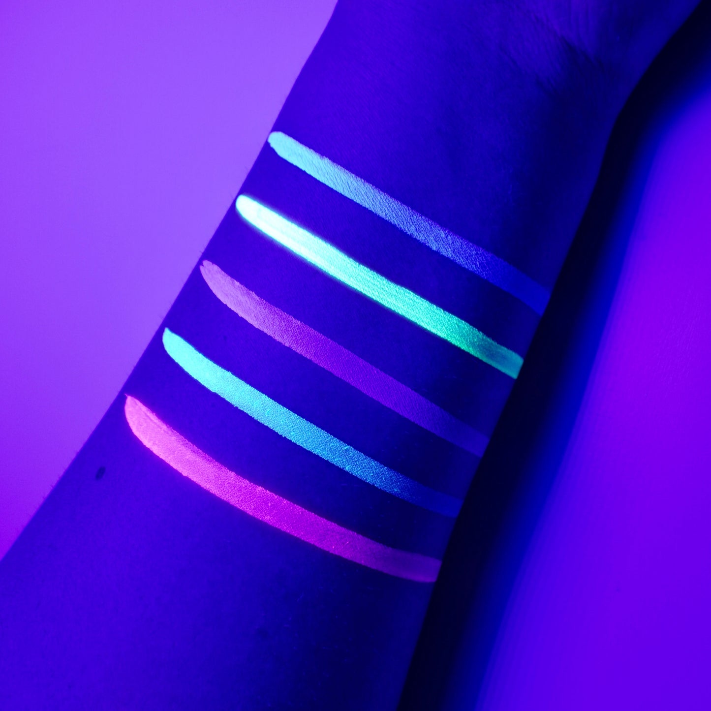 Pastel Circle (UV) Split Liner - Eyeliner - Glisten Cosmetics