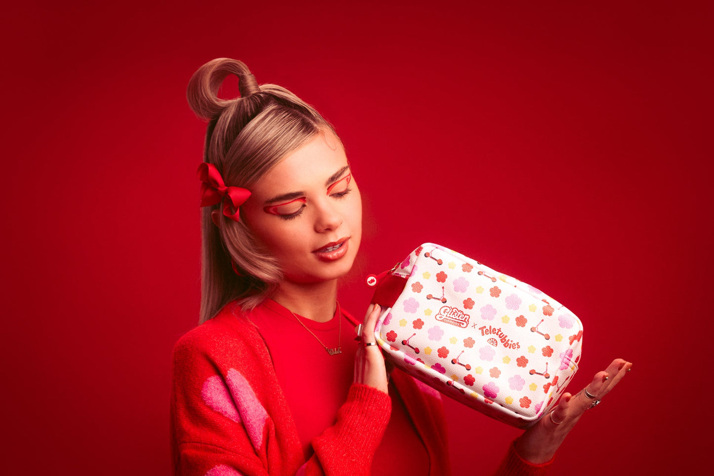 Mega Tubby Bundle with Wash Bag - Glisten Cosmetics X Teletubbies