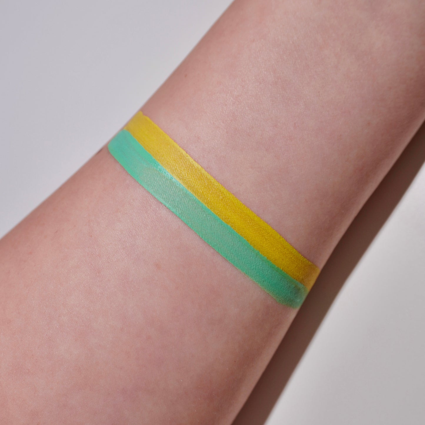 Beach (Turquoise & Yellow) Split Liner - Eyeliner - Glisten Cosmetics