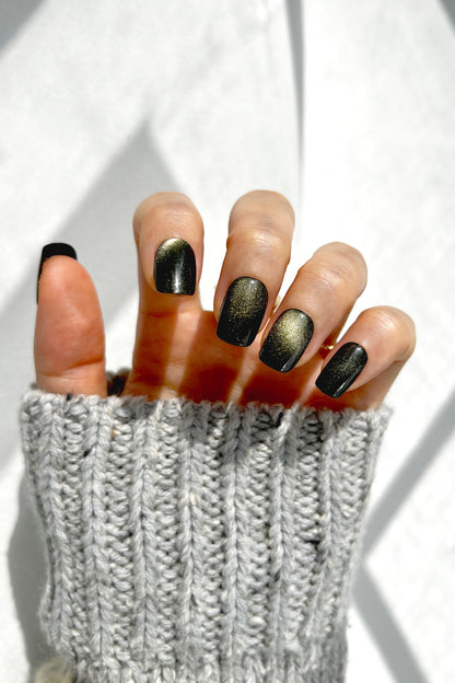 Bonmuz - Verdant Quartz | Soft & Durable Press-On Nails
