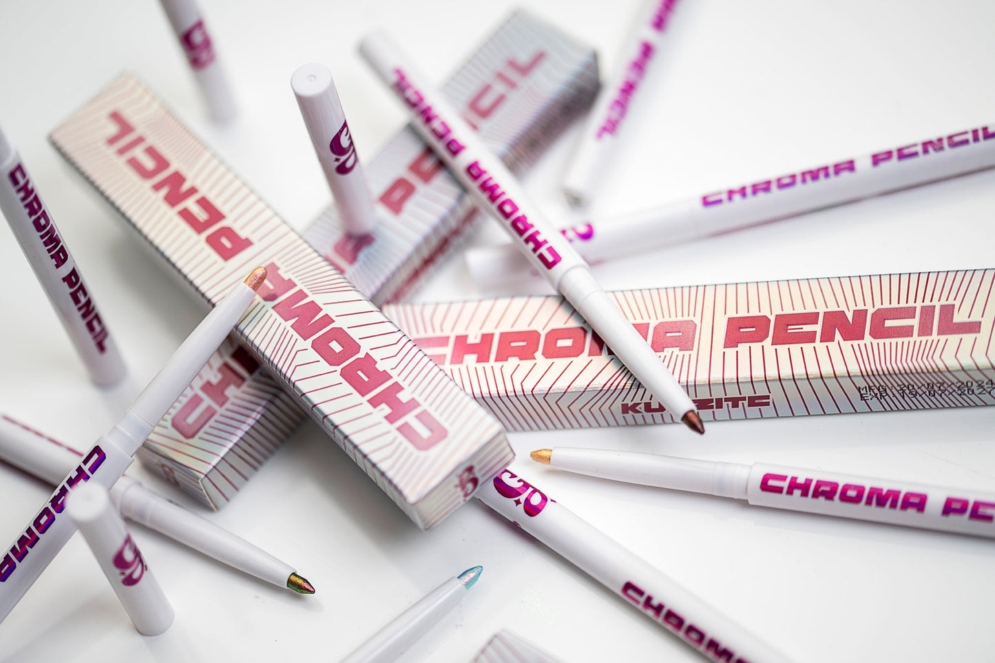 Titanium Chroma Pencil (Silver) - Duochrome Pencil - Glisten Cosmetics