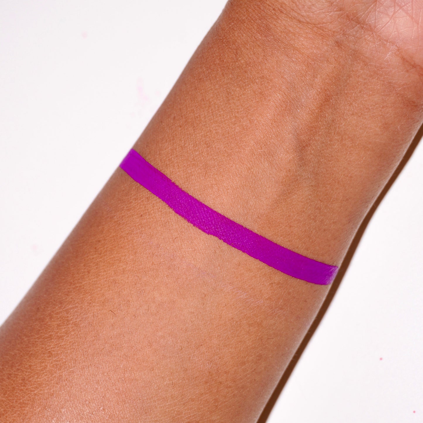 Grapeade (UV Purple) Wet Liner® - Eyeliner - Glisten Cosmetics