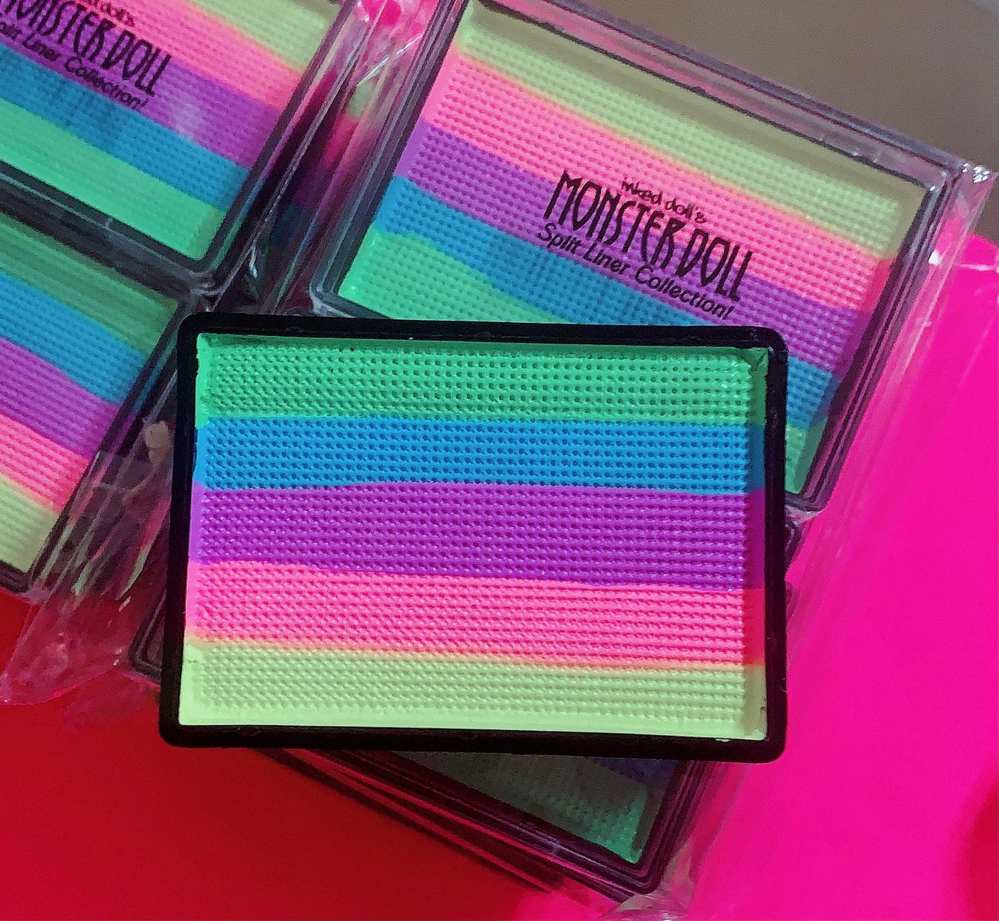 Inked Doll Cosmetics - *UV* UNICORN PASTEL PRIDE Striped Wet Liner