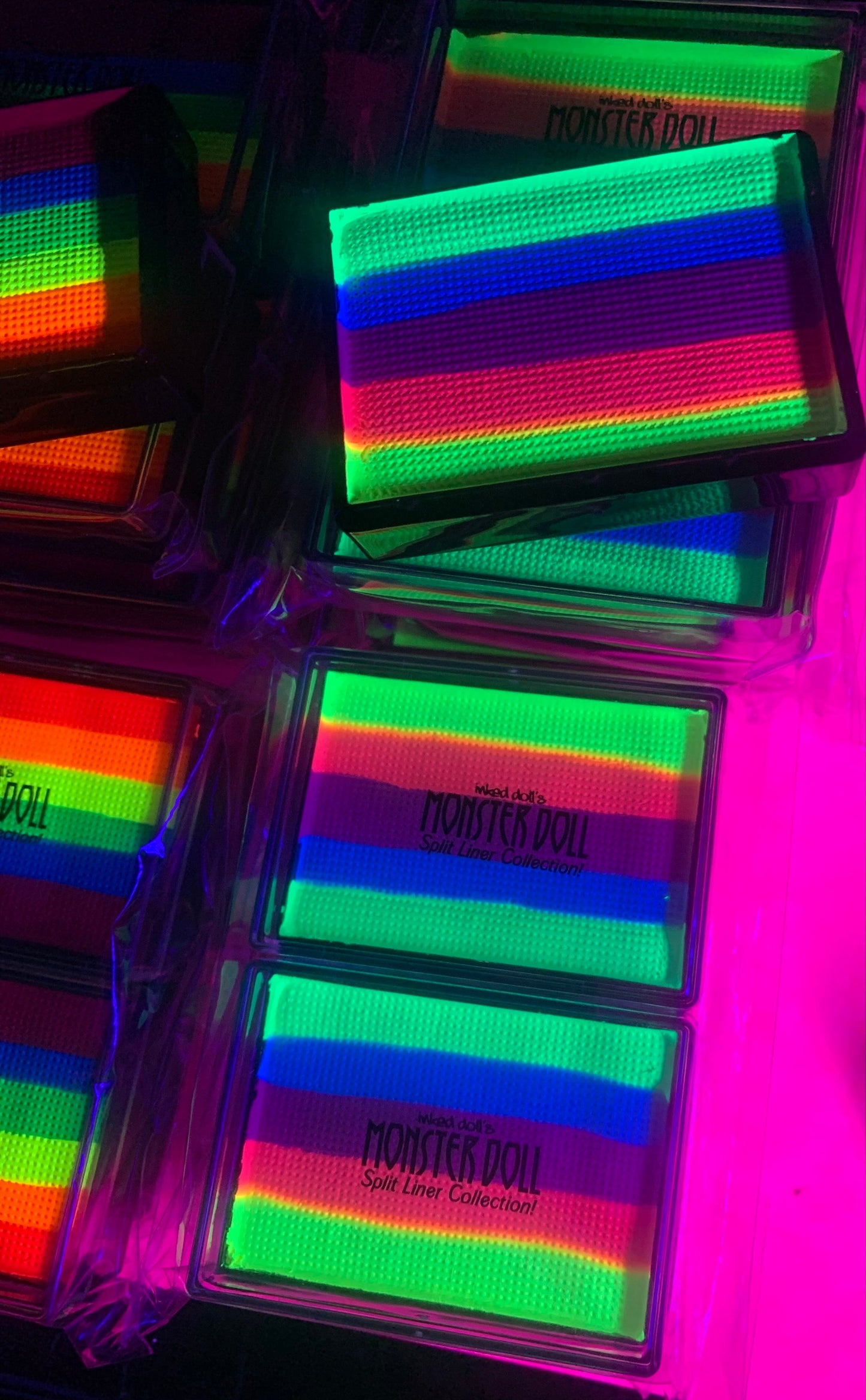 Inked Doll Cosmetics - *UV* UNICORN PASTEL PRIDE Striped Wet Liner