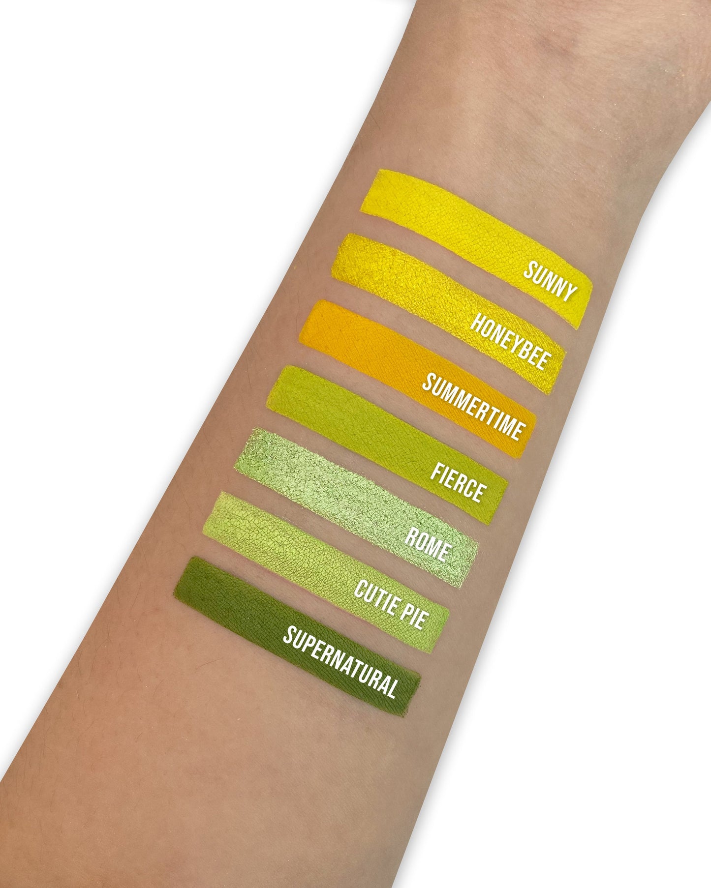 Gavissi Beauty - "SUPERNATURAL" MATTE EYESHADOW