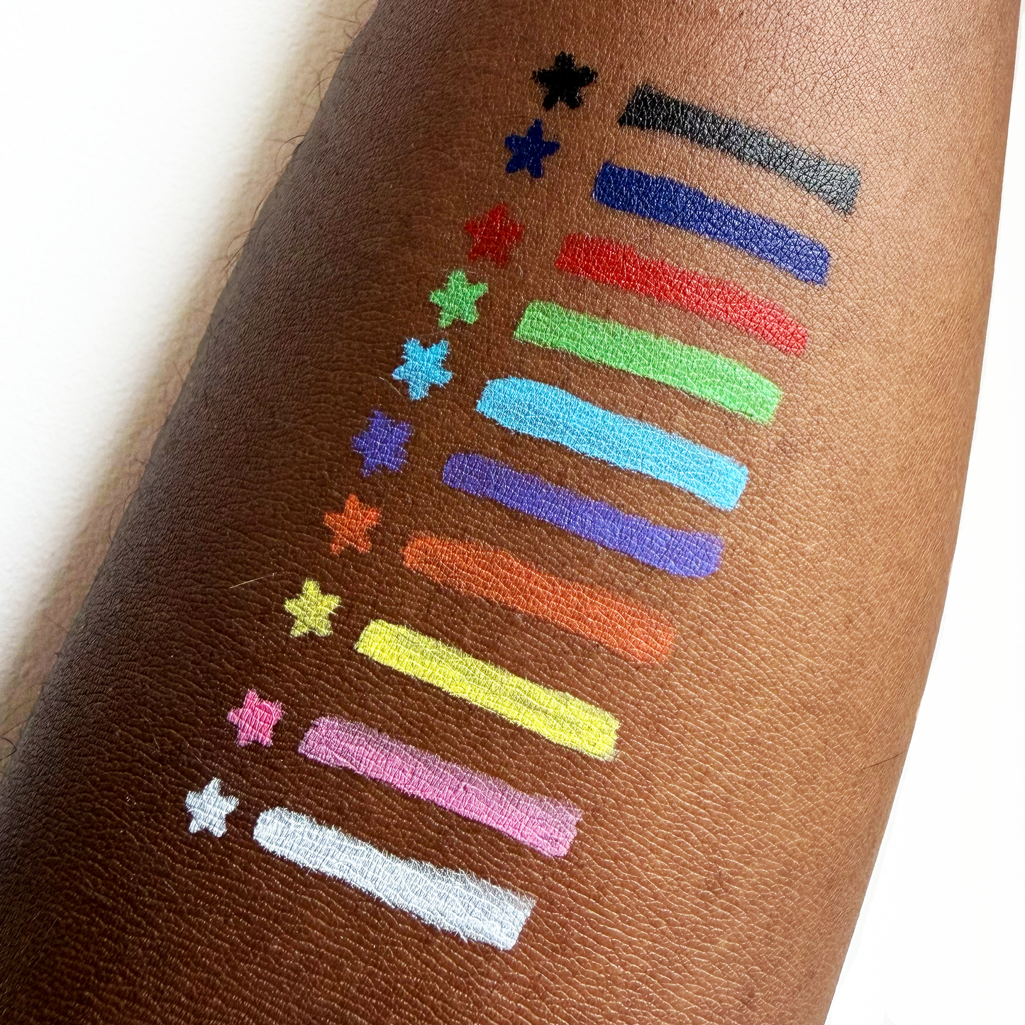 Green Spectra Pen - Star Stamp Liner - Glisten Cosmetics